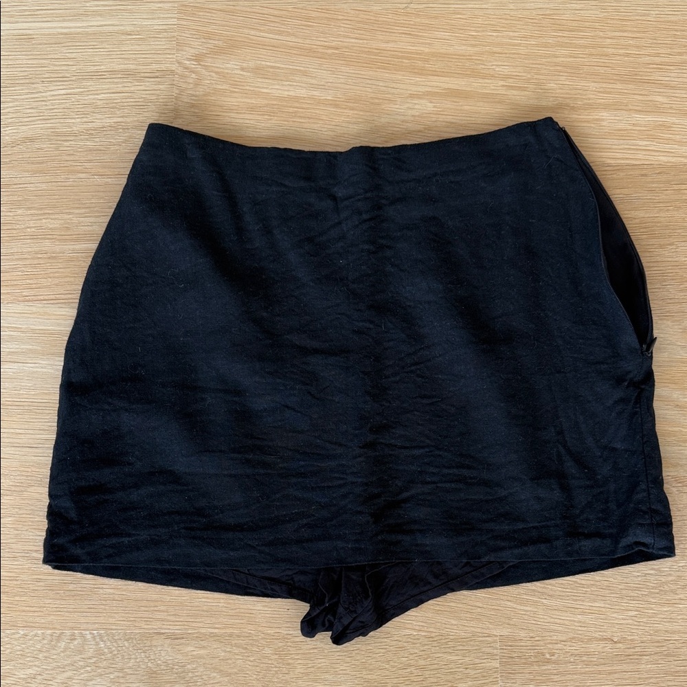 Abercrombie curve love linen skort